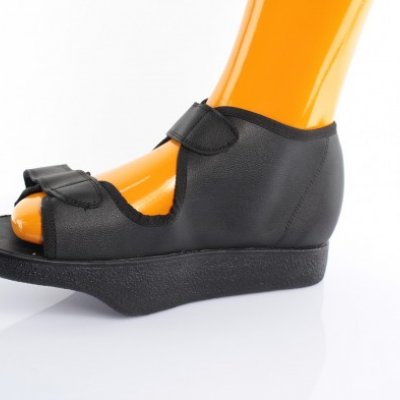 HALLUX VALGUS SHOES